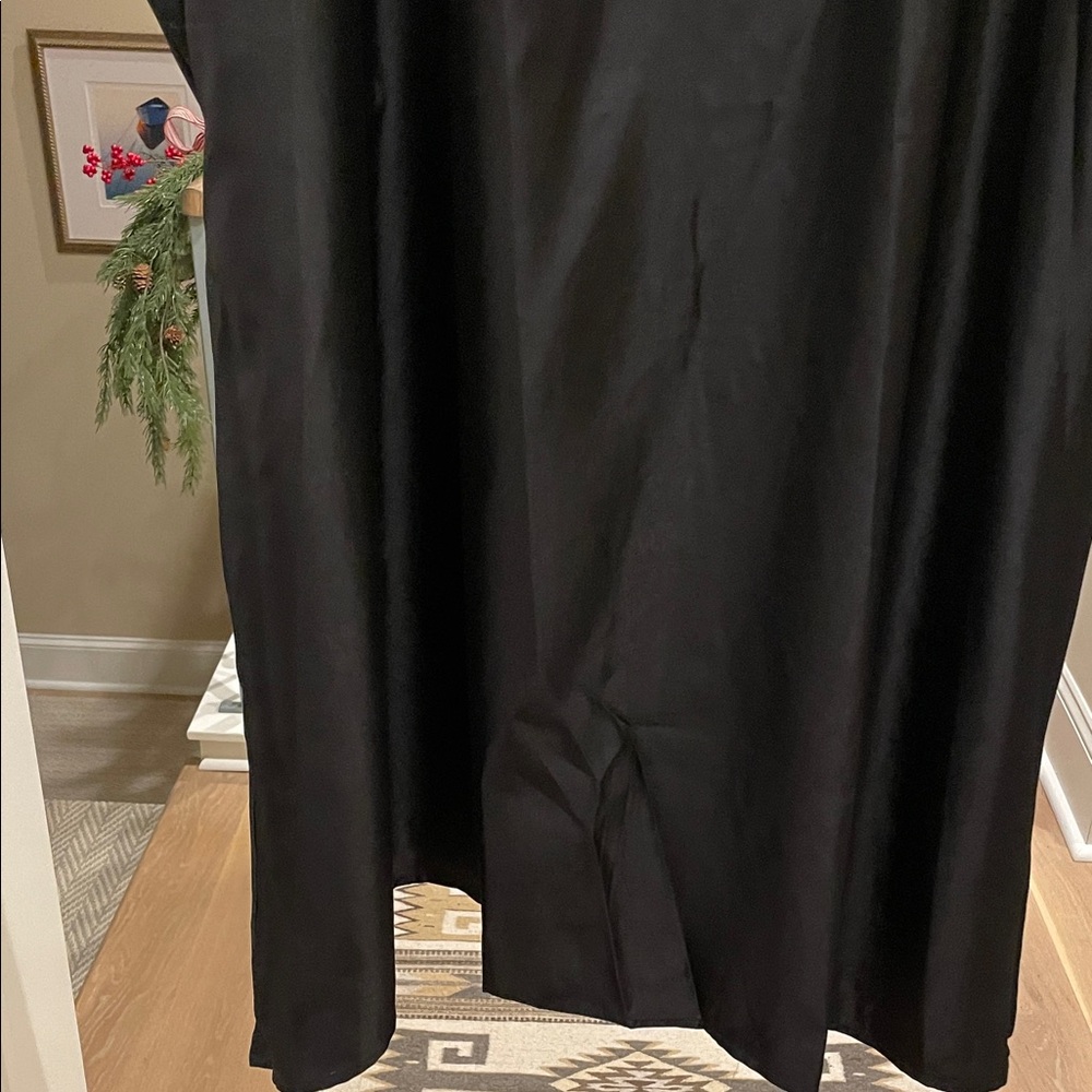 Elkazhu Black maxi Dress (bw) - Picture 4 of 7